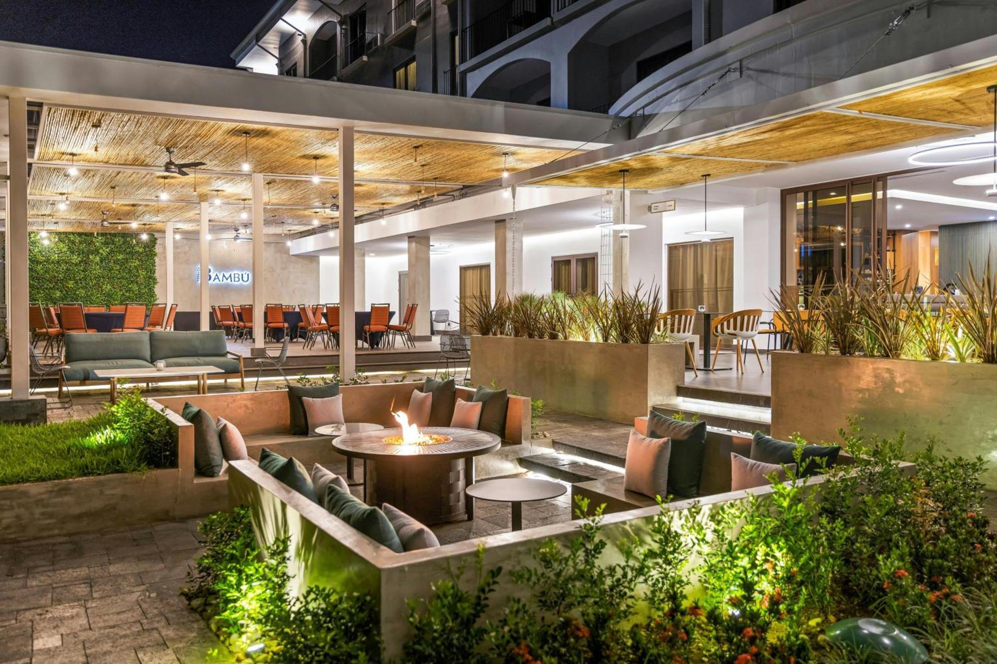 Courtyard By Marriott San Jose Escazu Hotel Exterior foto